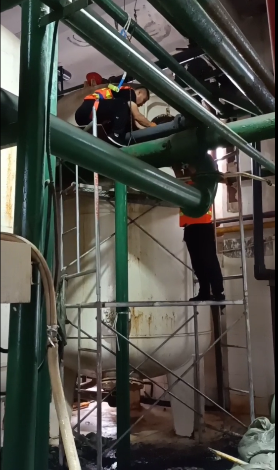 青島黃島某熱電廠陰陽混床樹脂更換維護(hù)